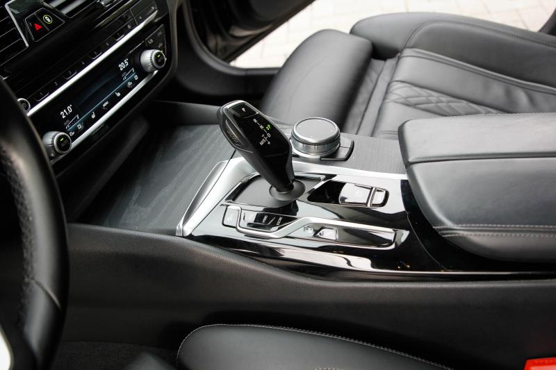 BMW - 530e - pic21