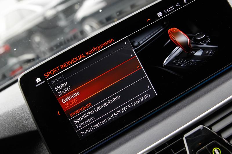 BMW - 530e - pic37