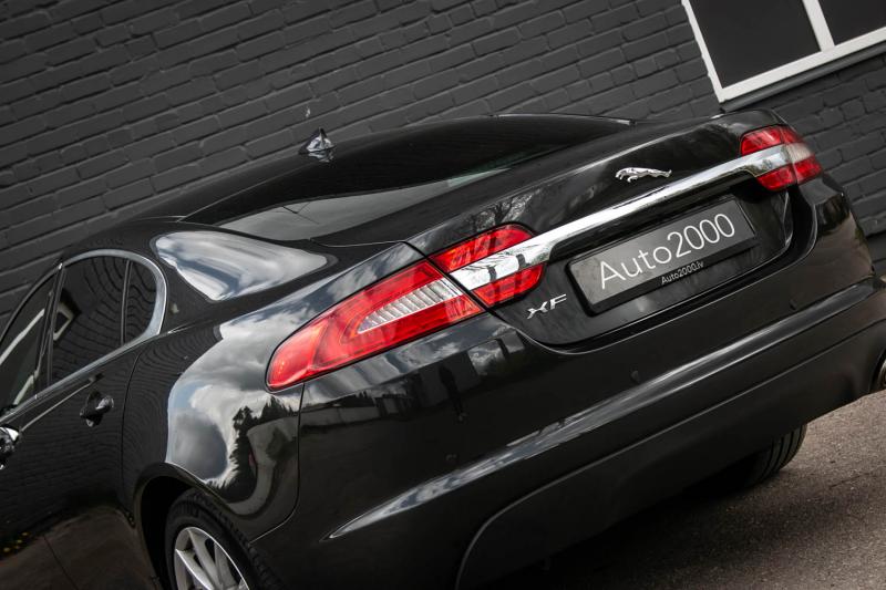 Jaguar - XF - pic5