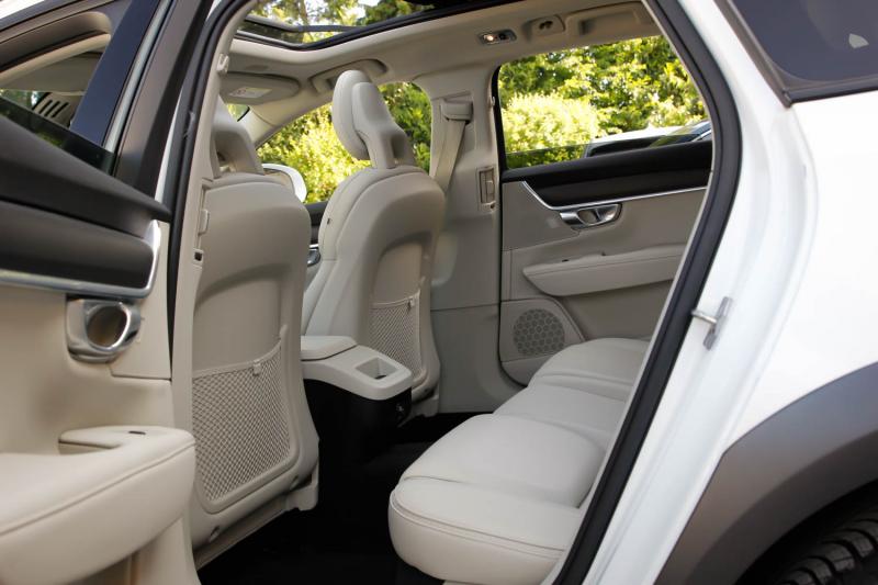 Volvo - V90 Cross Country - pic11