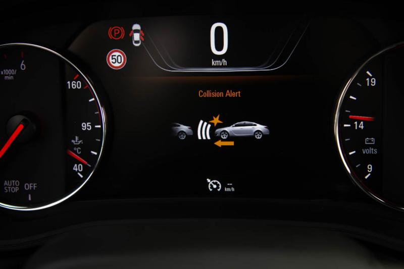 Opel - Insignia - pic30