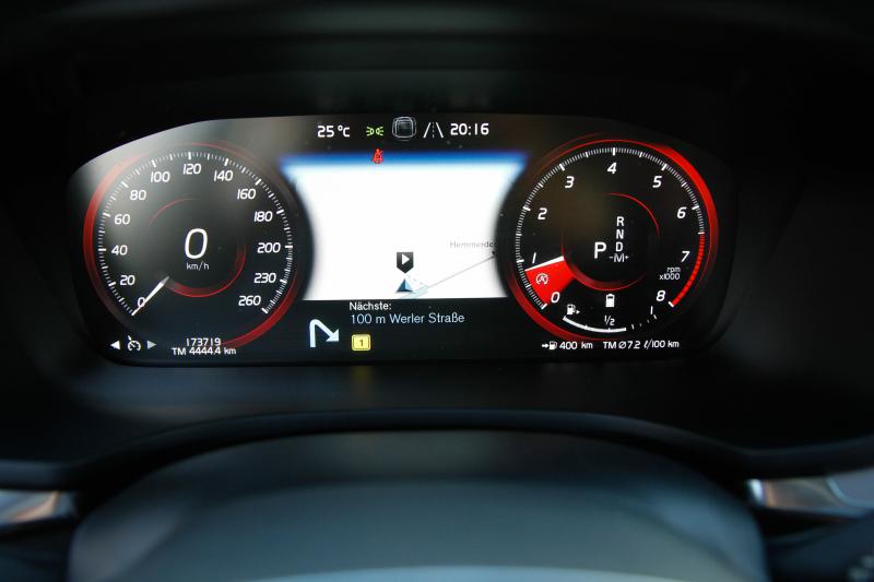 Volvo - v60 - pic34