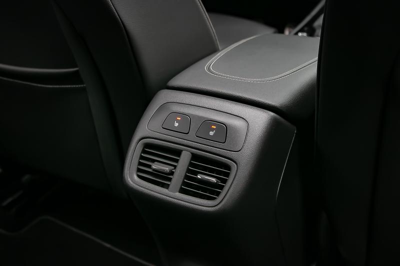 Opel - Insignia - pic10