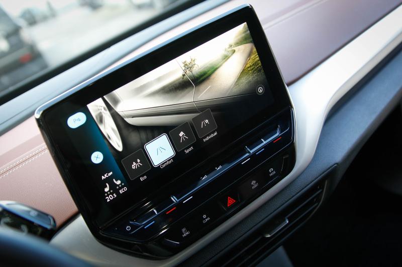 Volkswagen - ID4 - pic34