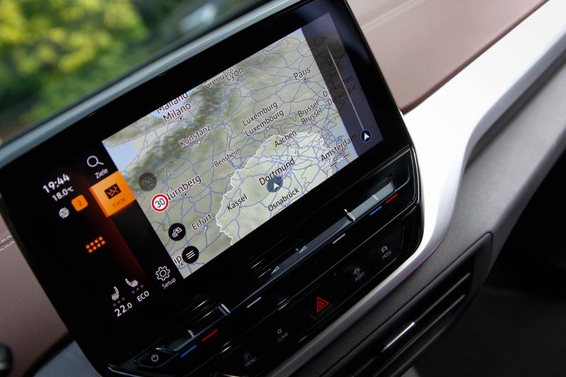 Volkswagen - ID4 - pic25