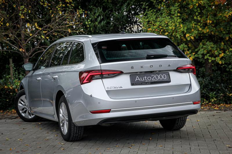 Skoda - Octavia - pic4