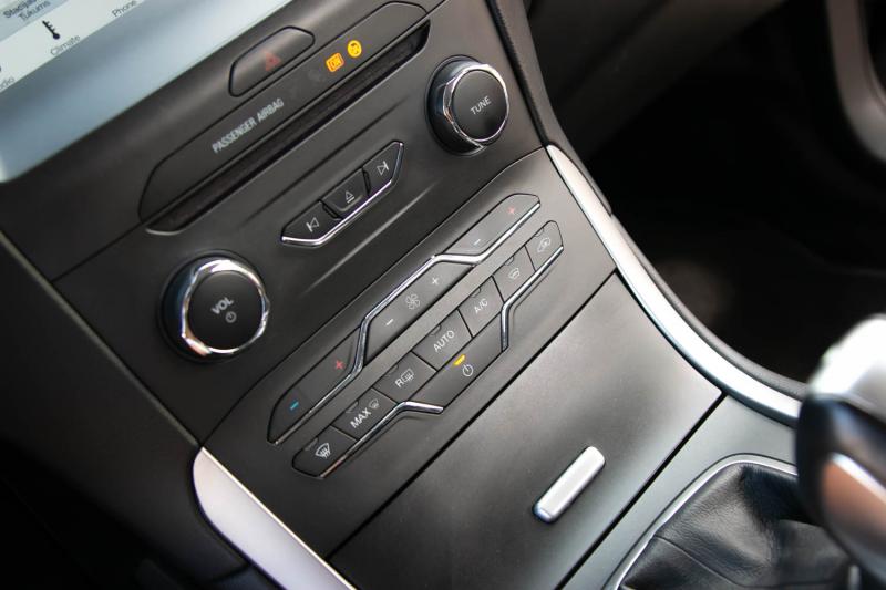 Ford - S-max - pic25