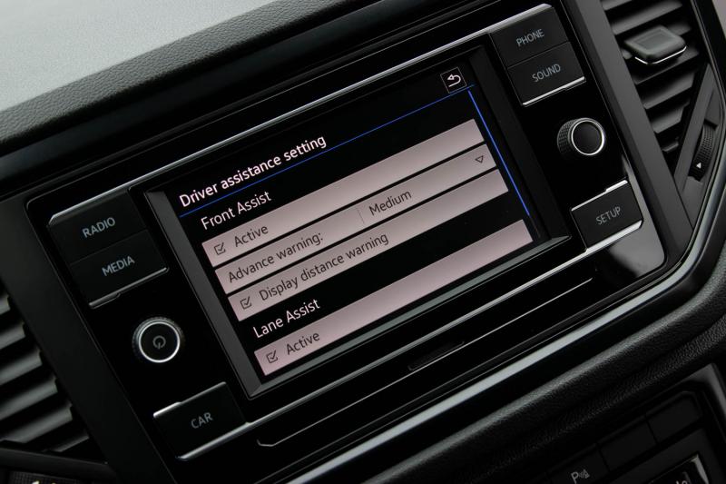 Volkswagen - T-Roc - pic17