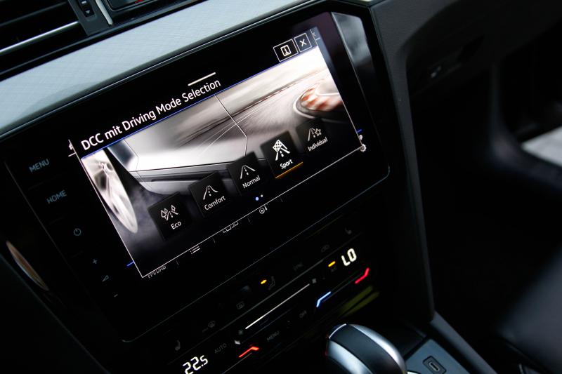 Volkswagen - Passat - pic42