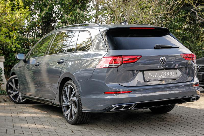 Volkswagen - Golf 8 - pic4