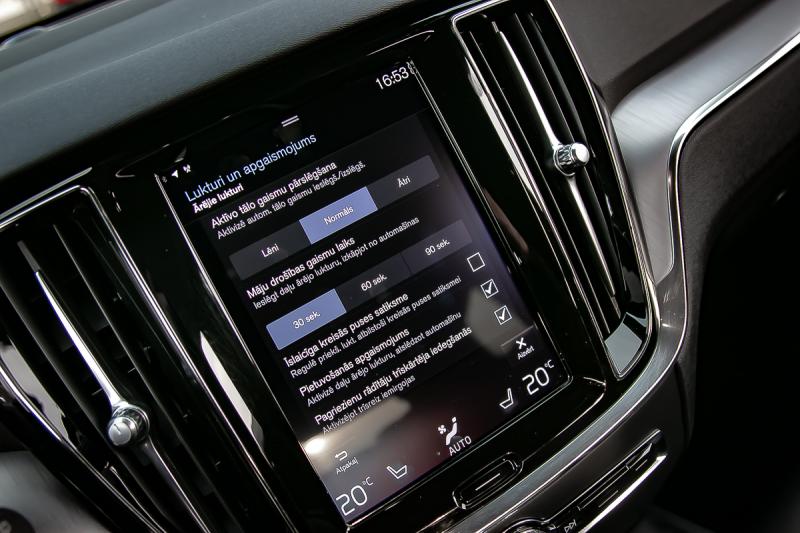 Volvo - V60 - pic25