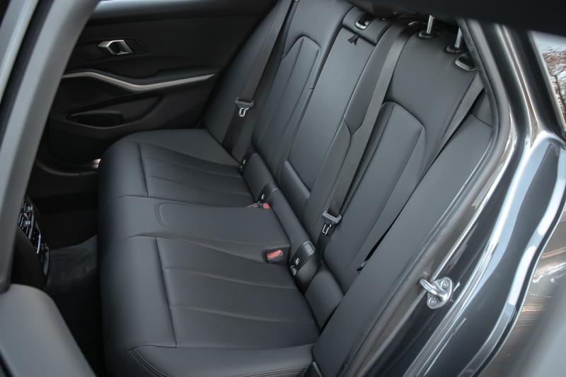 BMW - 320 - pic14