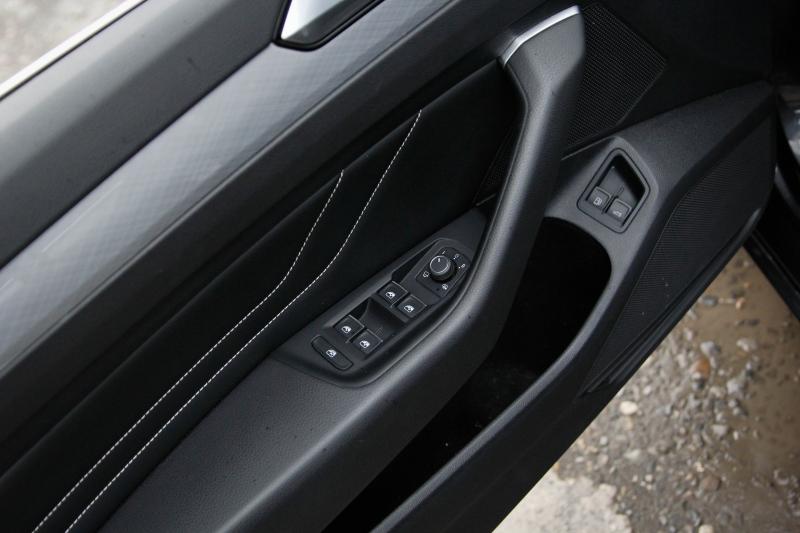 Volkswagen - Passat - pic42