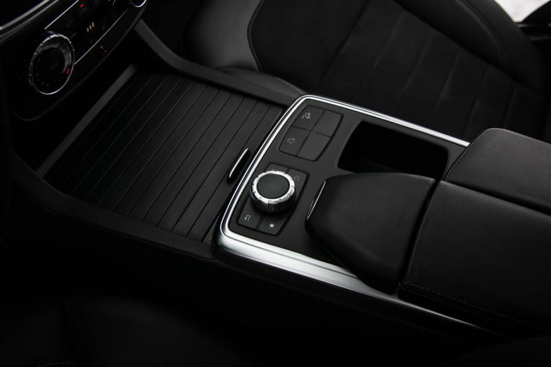 Mercedes - ML250 - pic26